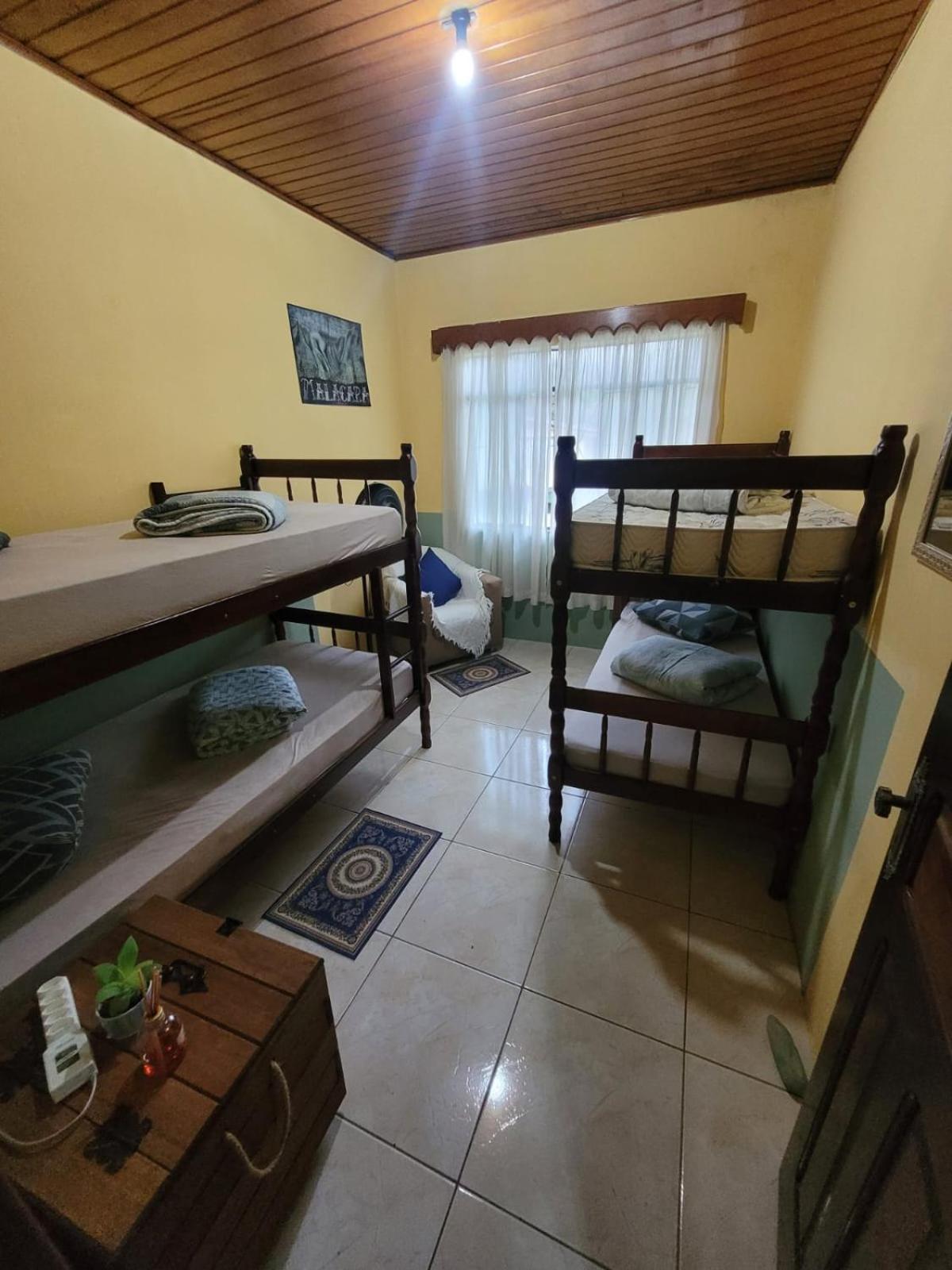 Ecohostel Dos Canyons Santa Catarina Pensión